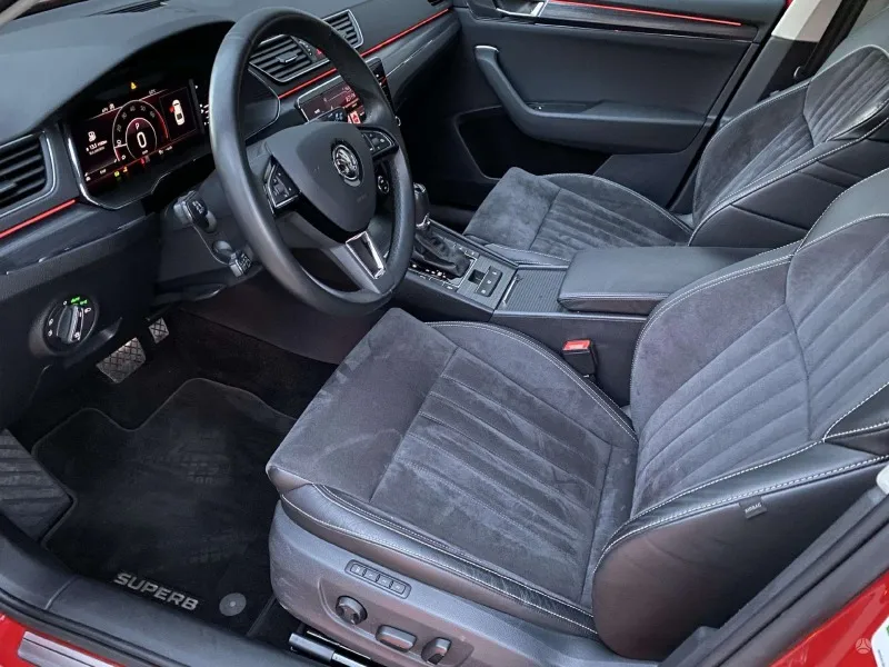 Skoda Superb 2.0TSI Image 6